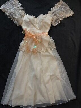 Vintage Amy Rose California Ivory Lace Tulle Off The Shoulder Wedding Dress XS